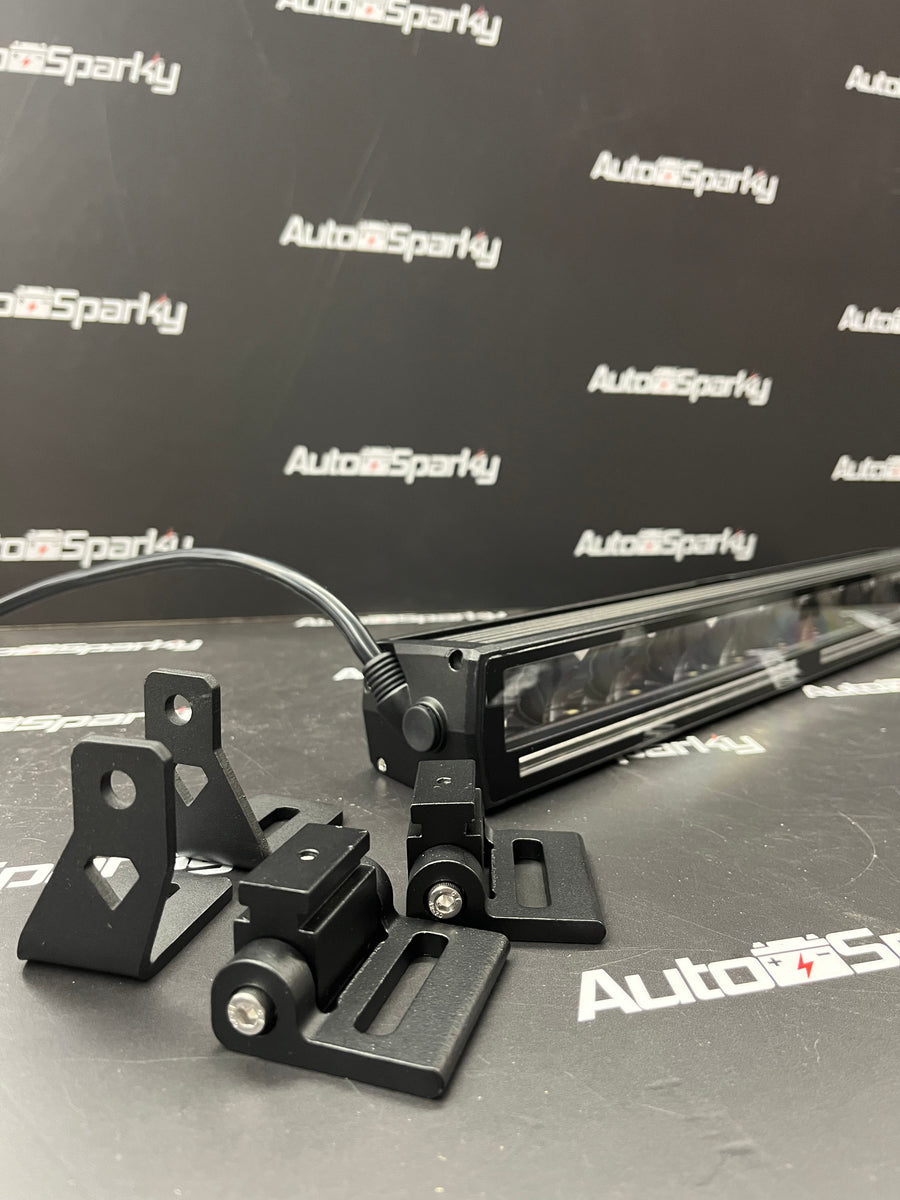 20" 150Watt 12000Lumen Light Bar With Strobe Function and White DRL