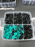 Universal Auto Clip Assortment Set with Removal Tools - 635 PCS
